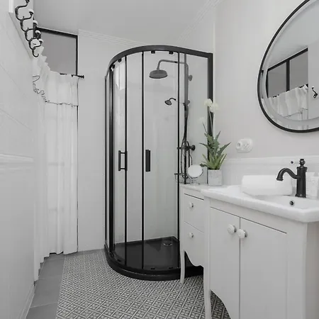 Beautiful In The Center Near The Palace Of Culture And Science By Renters * Varsóvia