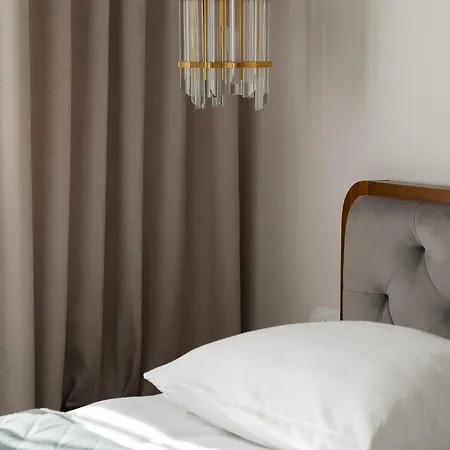 Beautiful In The Center Near The Palace Of Culture And Science By Renters Apartamento *