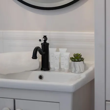 Beautiful In The Center Near The Palace Of Culture And Science By Renters Apartamento