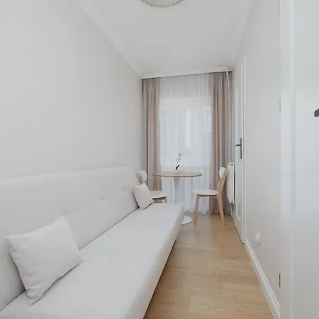 Apartamento Beautiful In The Center Near The Palace Of Culture And Science By Renters Varsóvia